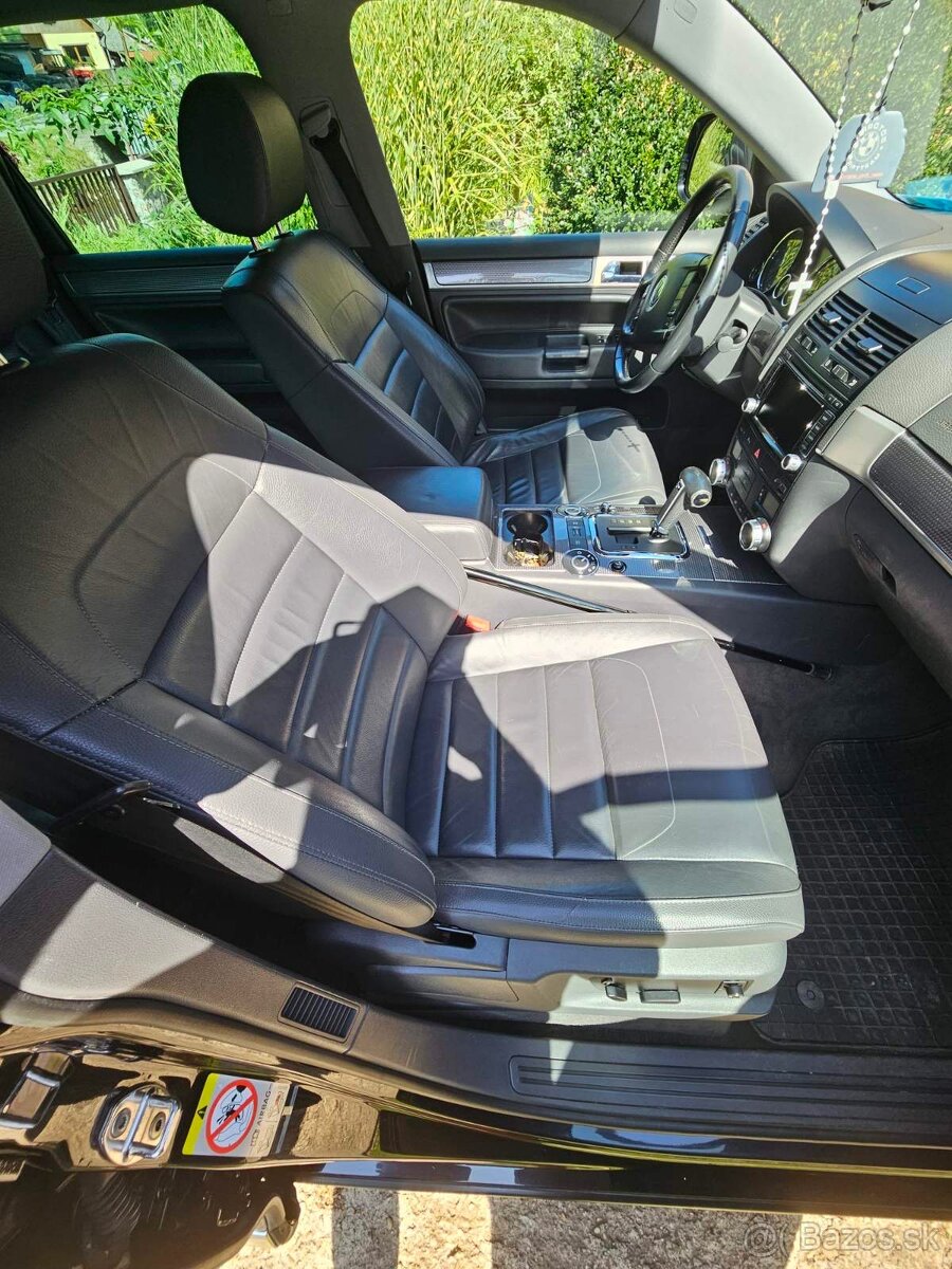 VW Touareg 3.0 TDI - 9