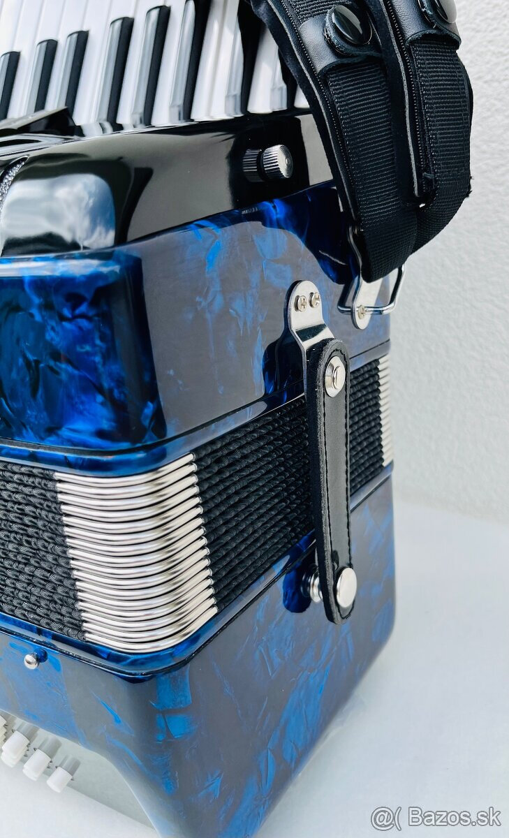 Predám nový akordeón BELTUNICA Vivaldi- De Luxe 60 basový- n - 9