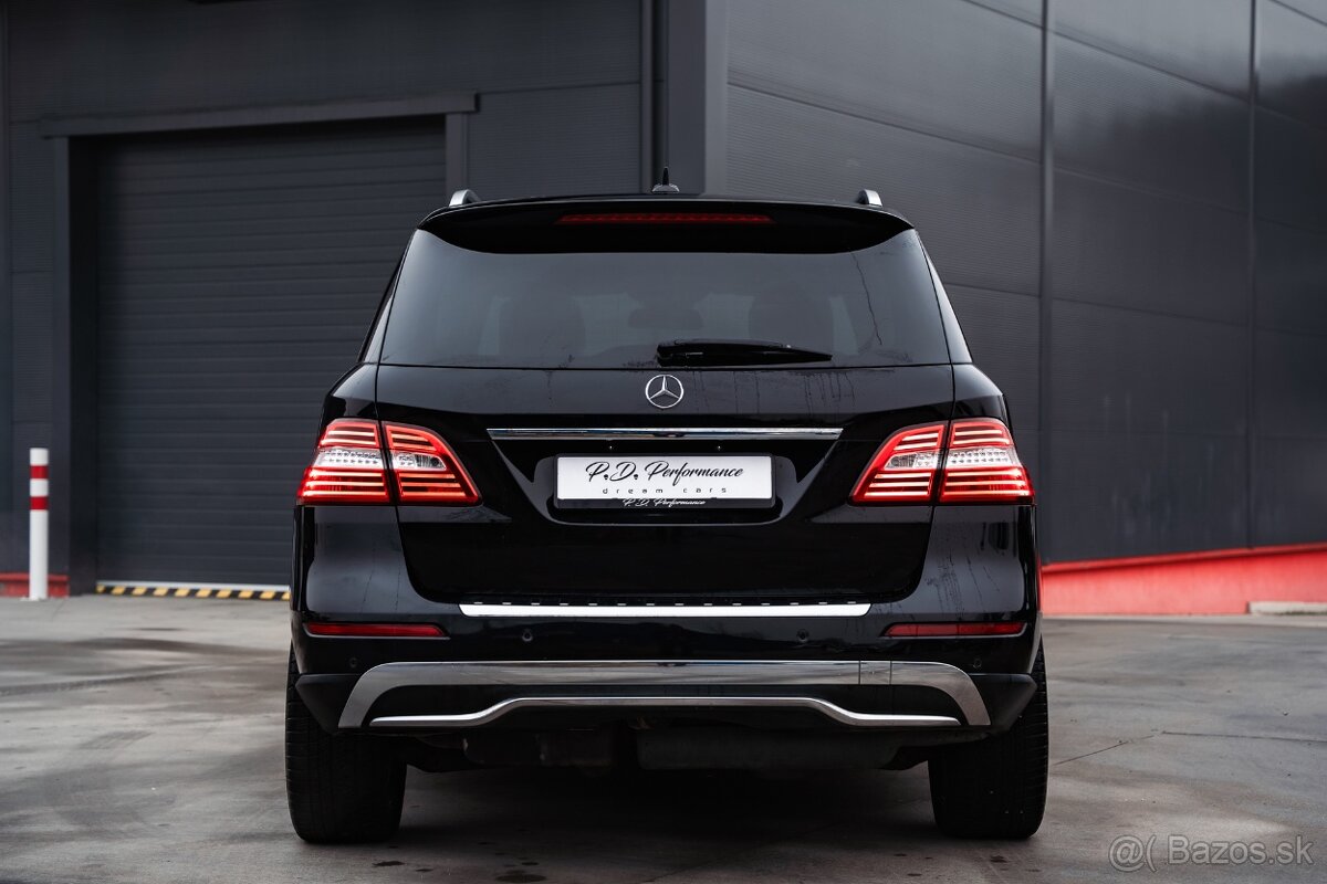 Mercedes-Benz ML 250 Bluetec 4Matic Bang&Olufsen - 9