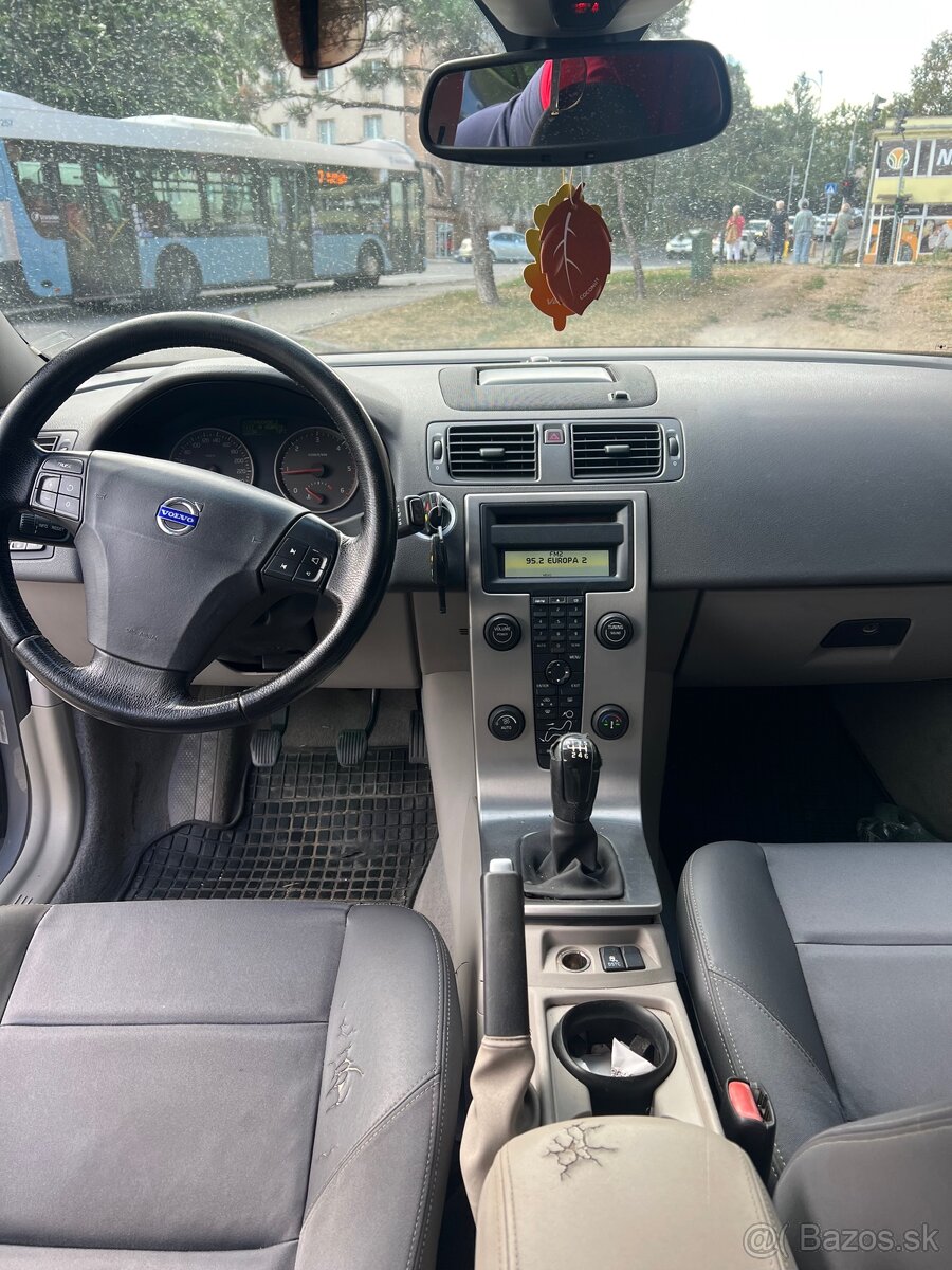 Volvo v50 2.0d 100kw možná výmena - 9
