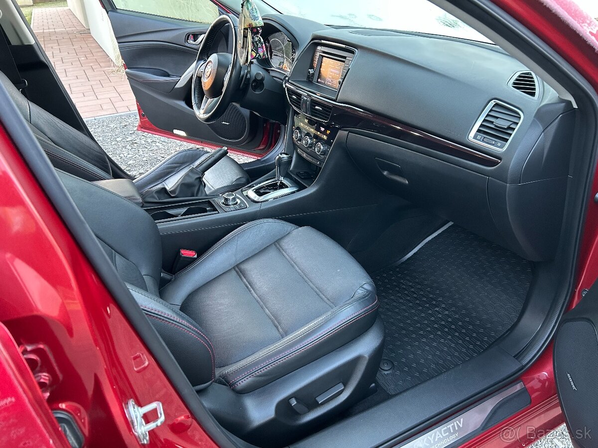 Mazda 6 - 2,5 benzín, 141 kW - 9