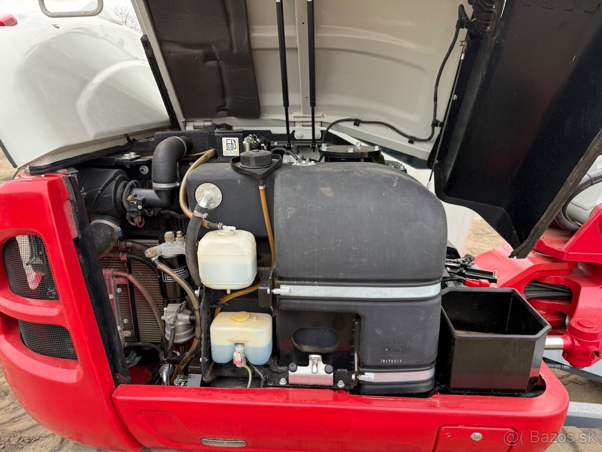 Takeuchi TB 370 ,r.v. 2021, klima, velmi dobrý stav - 9