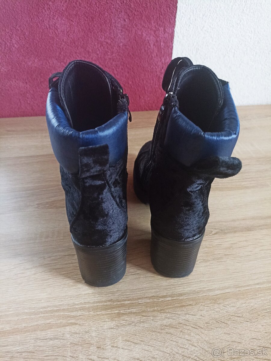 Sandále, žabky-predám - 9