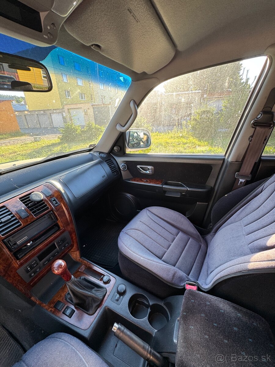 Hyundai Terracan - 9