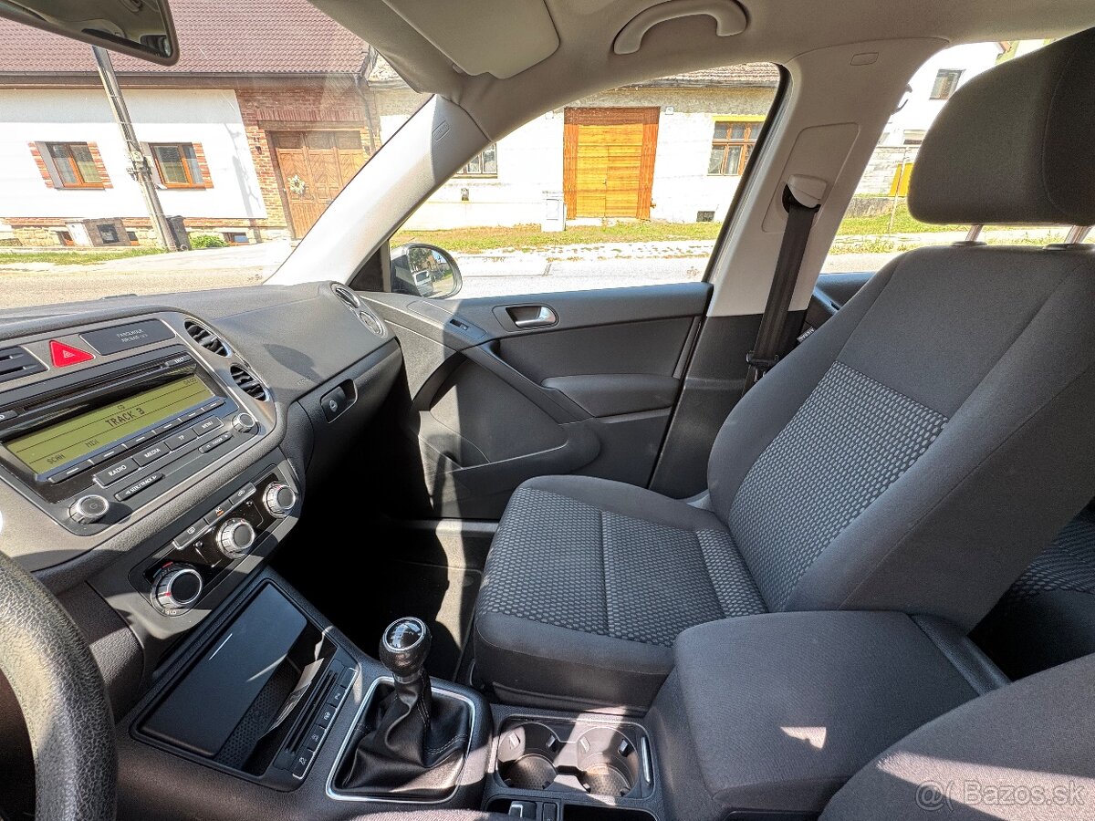 Volkswagen Tiguan 2.0 tdi - 9