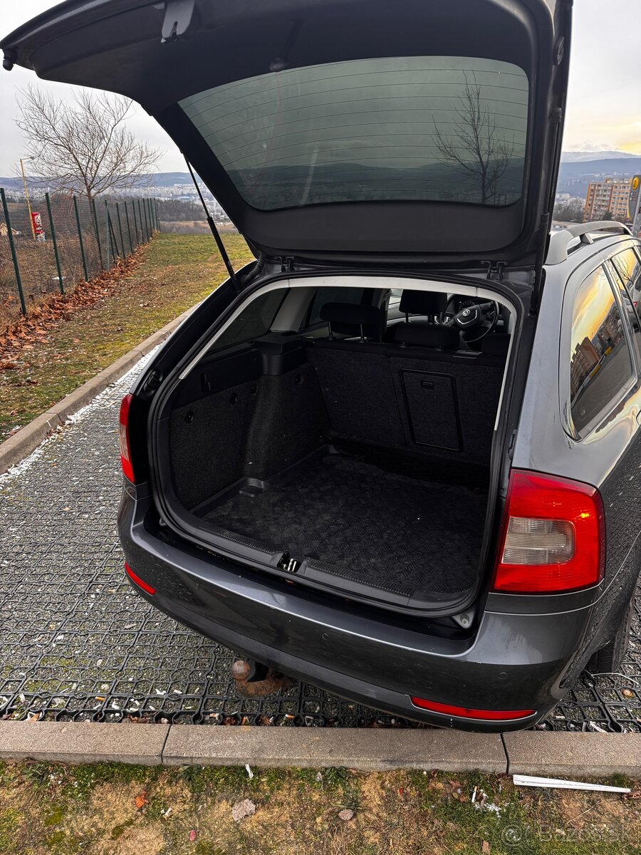 Octavia 2 facelift combi 1.6tdi - 9