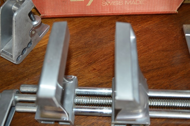 predam unikatny celohlinikovy prenosny zverak ZYLISS - 9