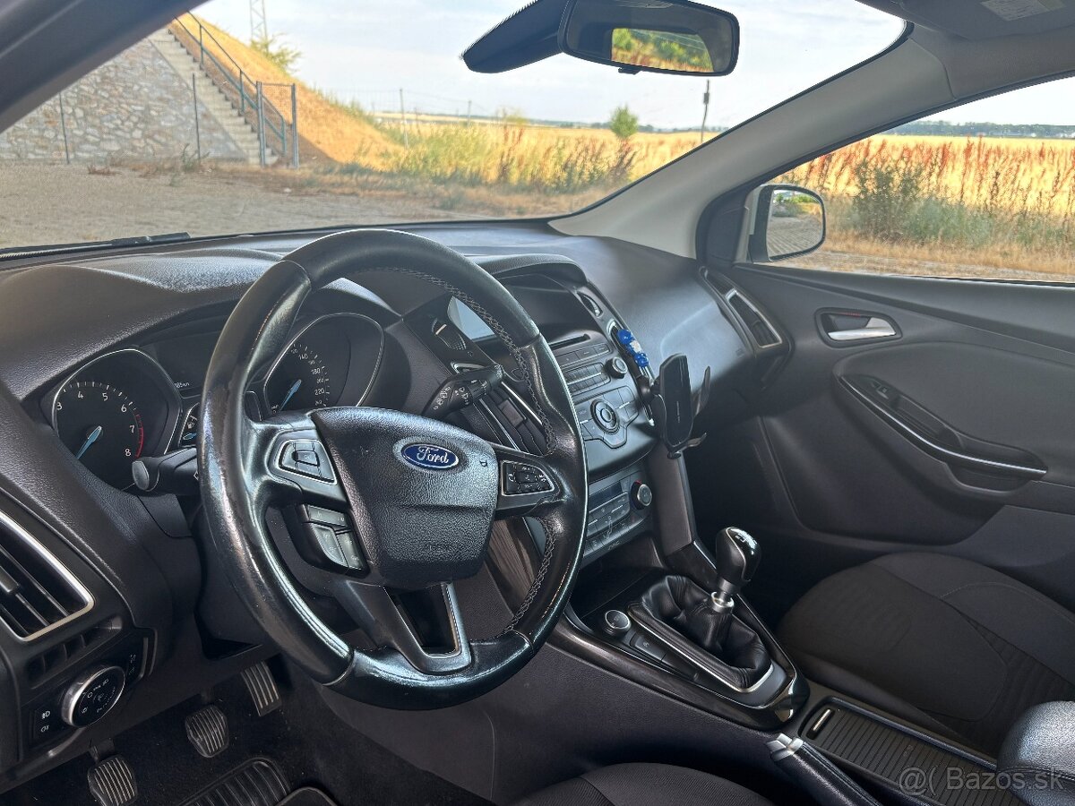 Ford Focus 1.0 EcoBoost 92 kW, r. 2015 – Predám - 9