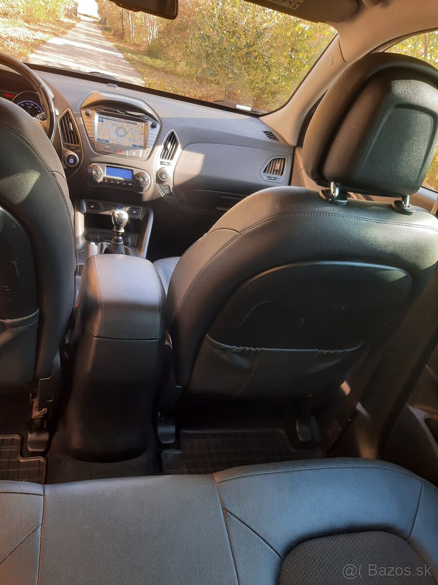 Ix35 (Tuscon II. Generácie) - 9