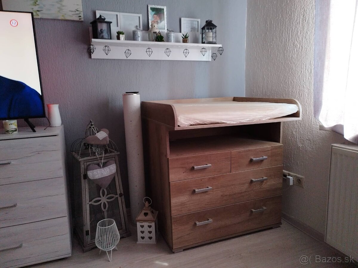 Komoda / prebalovaci pult - 9