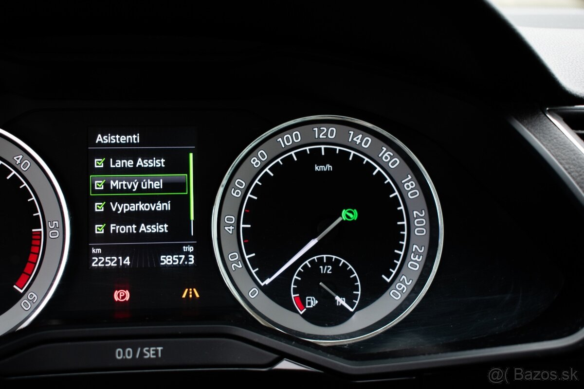 Škoda Superb Combi 2.0 TDI 190k 4x4 L&K - 9