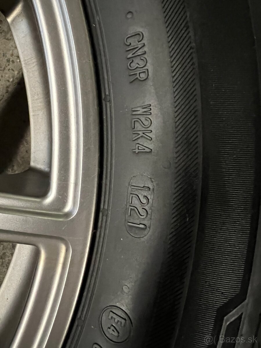 Zimná sada VW Passat, Golf.. R17 - 9