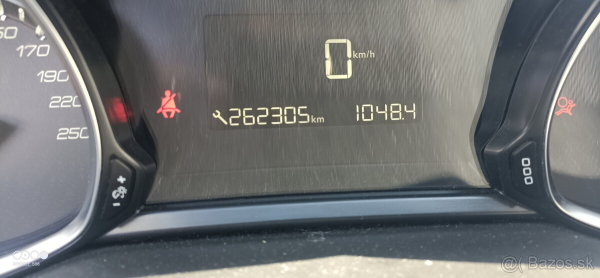 PEUGEOT 308 BREAK SW 1,6 HDI - 9