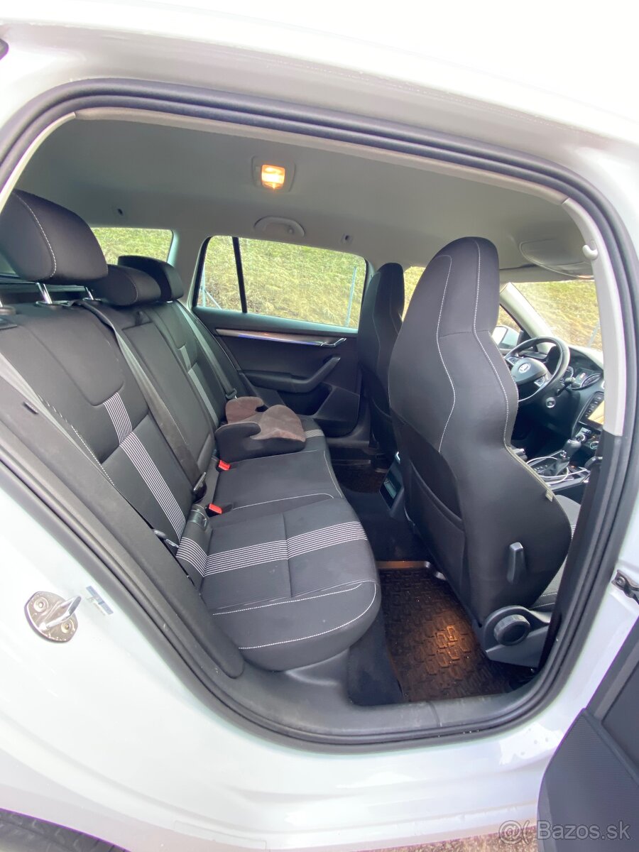 Predám skoda octavia 1,6tdi FULL led 2017 - 9