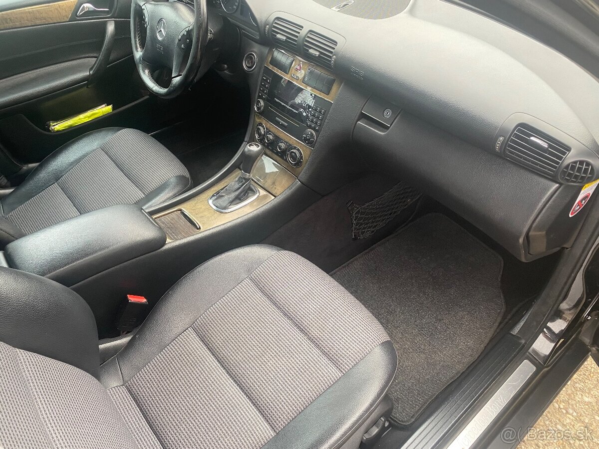 Mercedes-Benz C trieda Kombi 180 Kompressor - 9