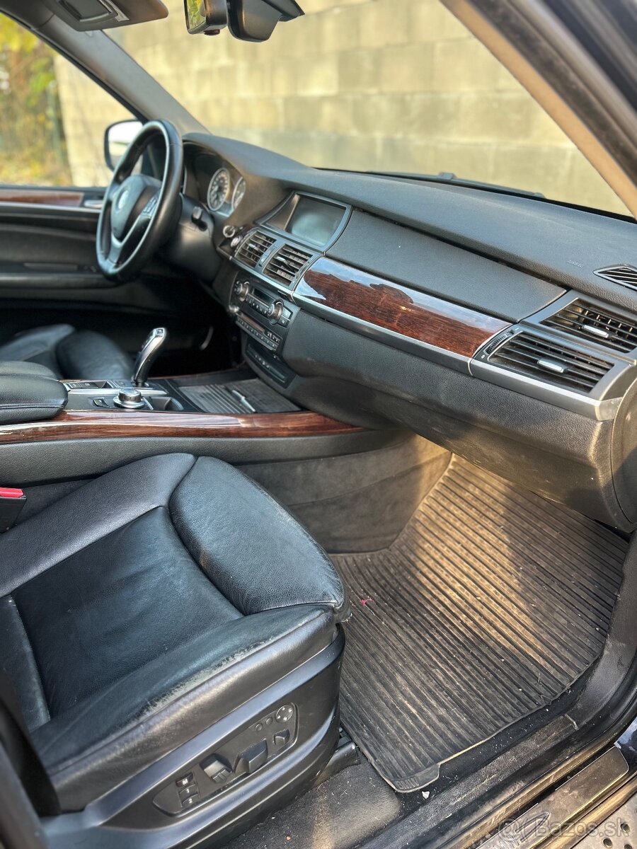 ROZPREDAM BMW X5 E70 3,0d 173kw - 9