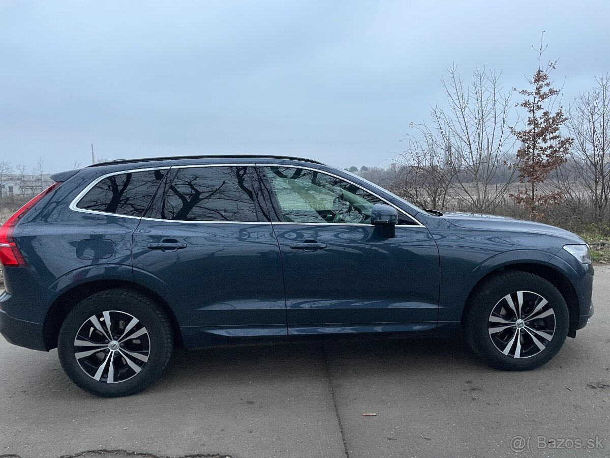 Volvo XC60 2,0 B4D Momentum PRO AT8 AWD - 9