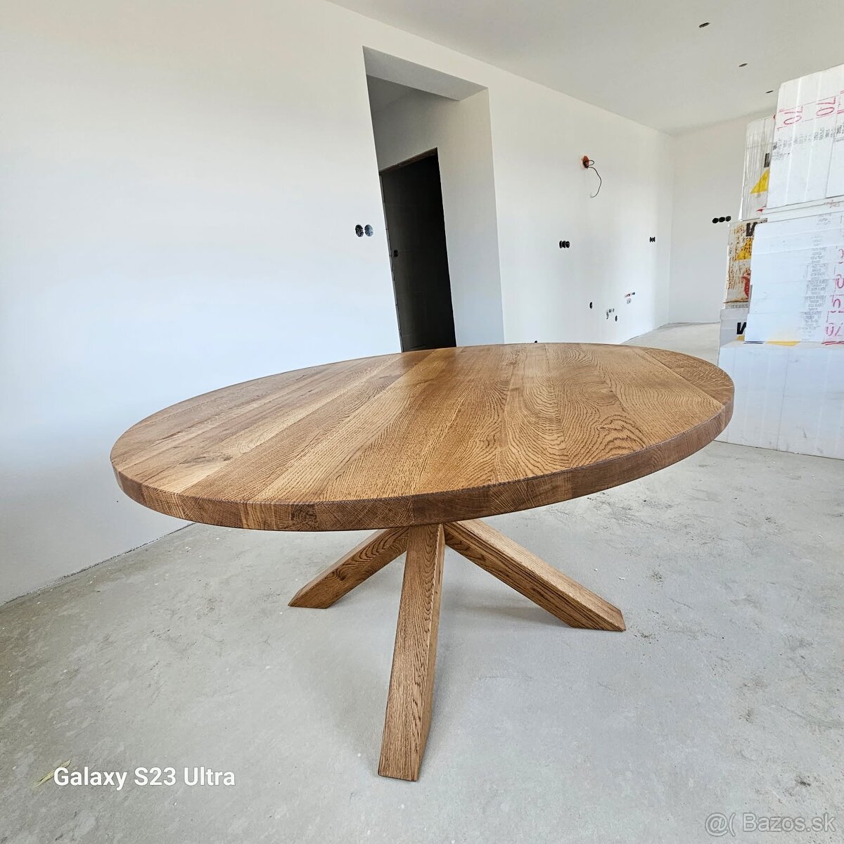 Dubové stoly z masívu – moderný & nadčasový dizajn - 9