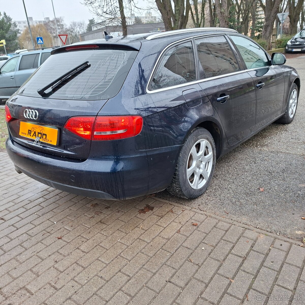 Audi A4 Avant 2.0 TDI 105 KW Manuál - 9