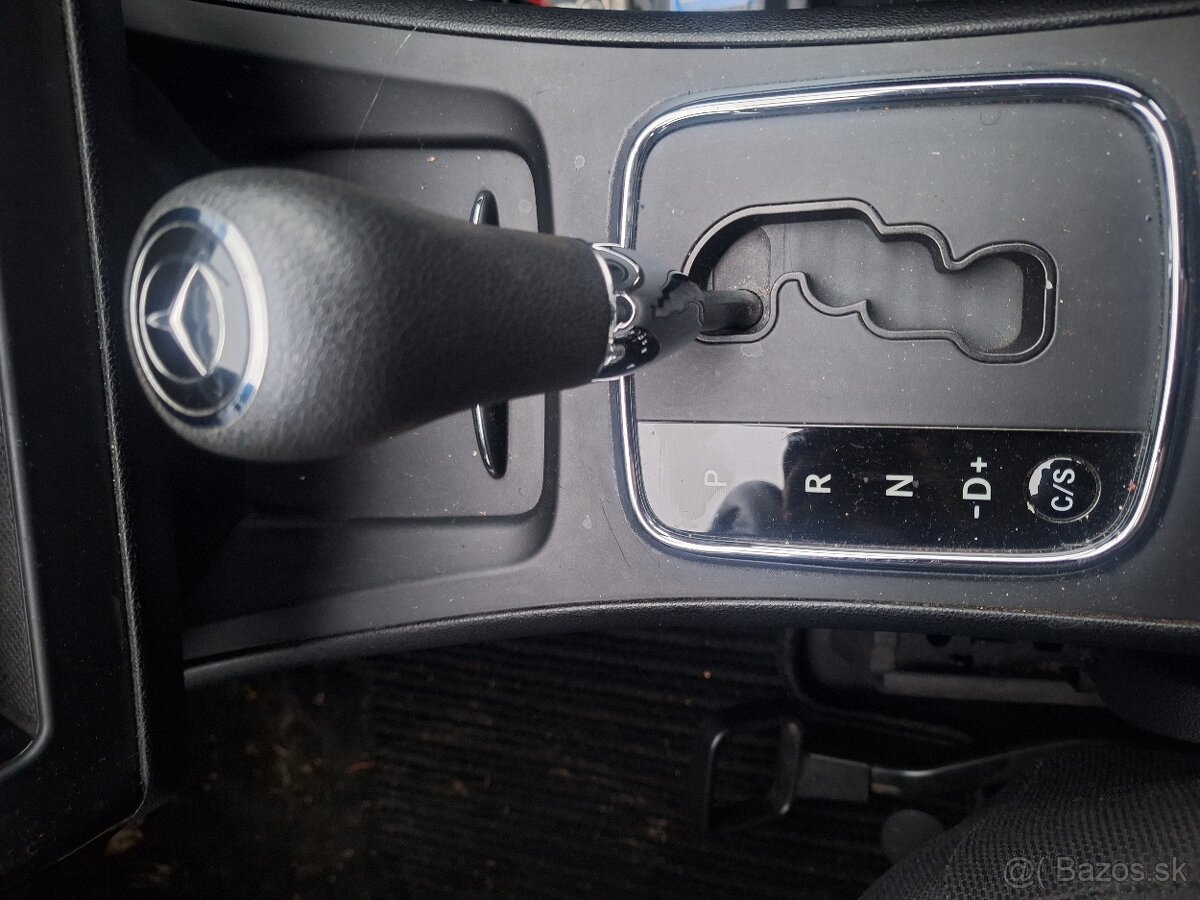 MERCEDES A 2.0 DIESEL AUTOMAT KLÍMA ŤAŽNÉ - 9