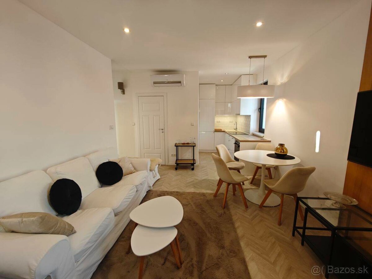 2 izb. luxusný byt na prenájom, Žižková, KE - 9