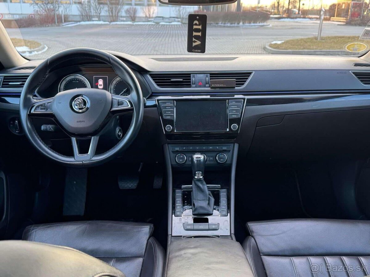 Škoda Superb Laurin & Klement 2.0 TDI 4x4 140 kW DSG - 9