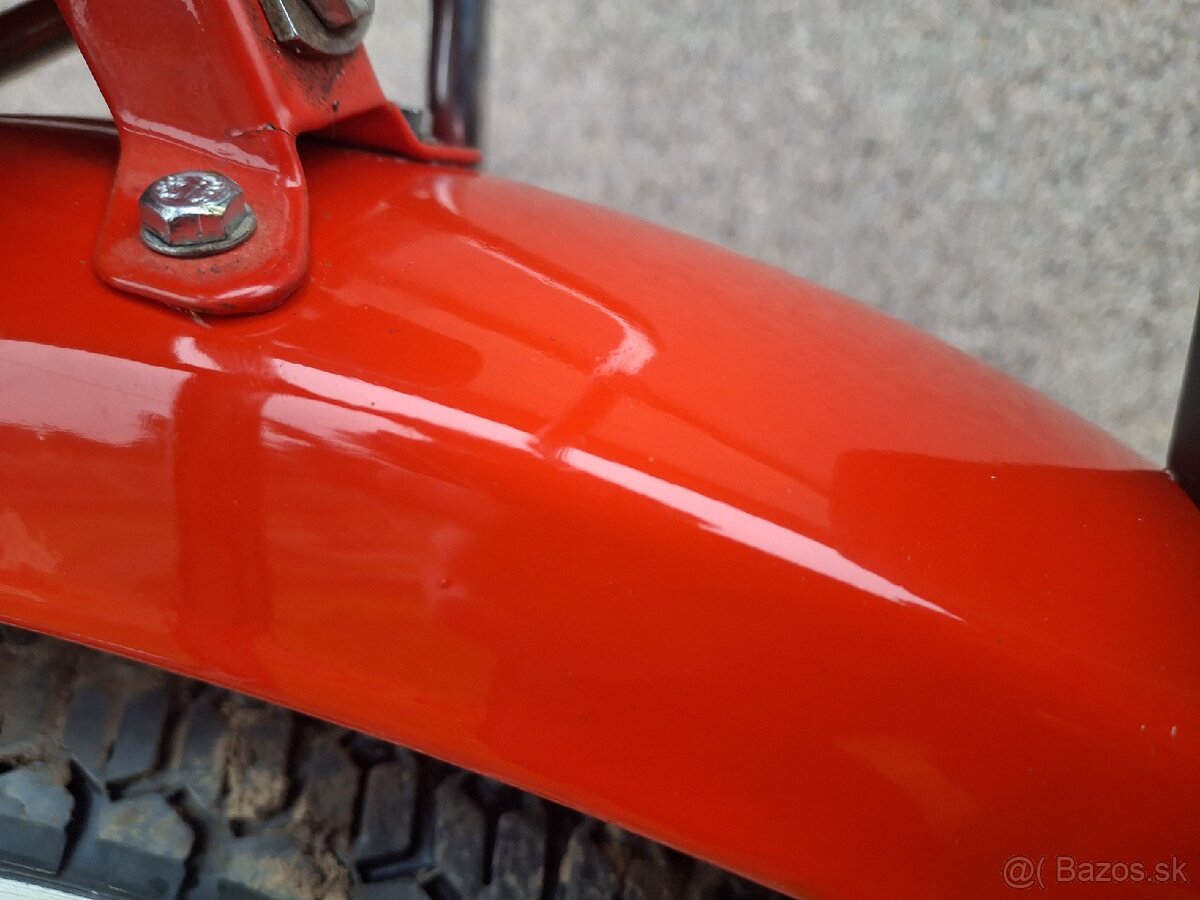 Babetta 210 . 121 LUX - 9