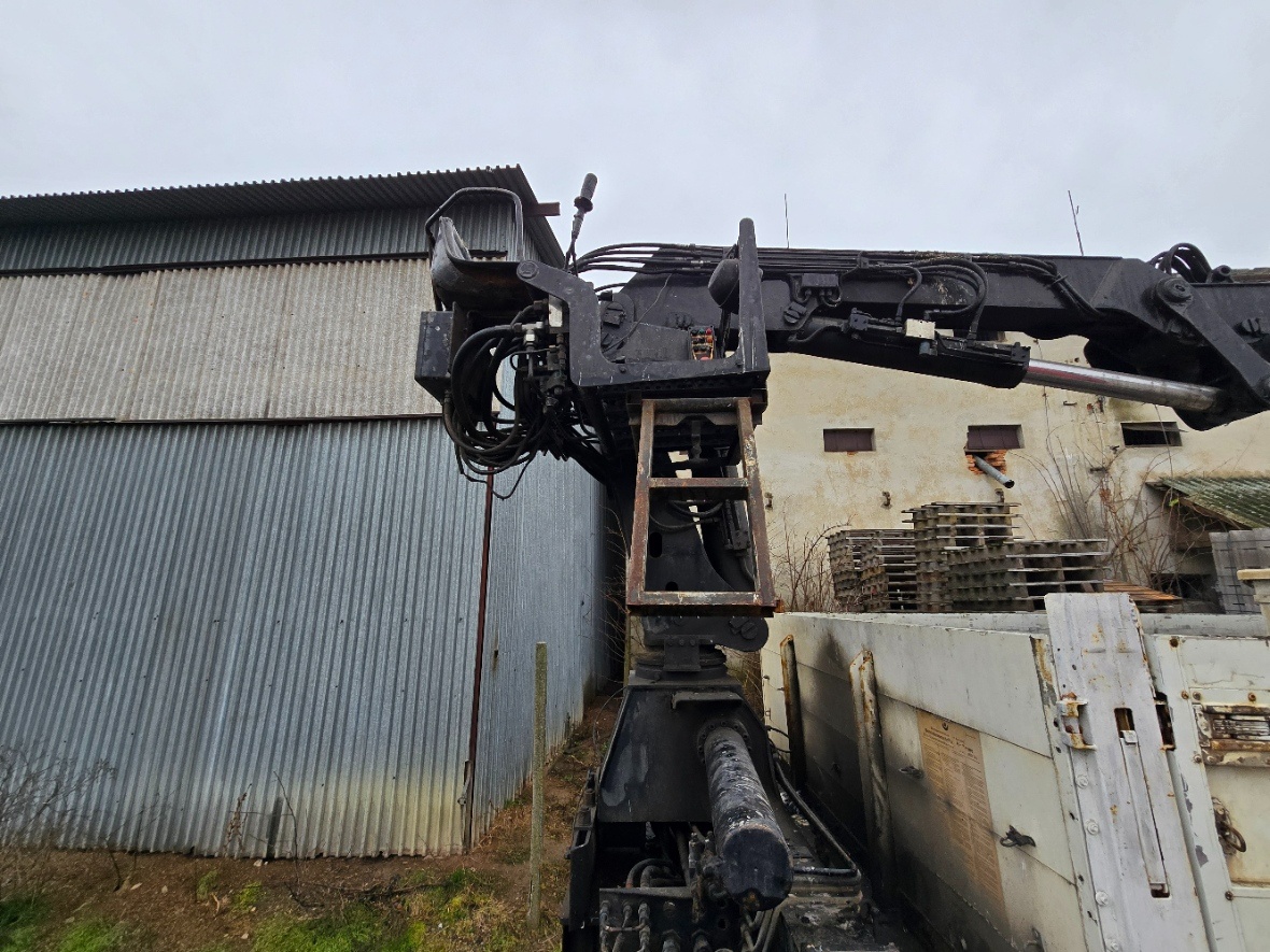 Predám BDF nadstavba + hydraulická ruka ATLAS - 9