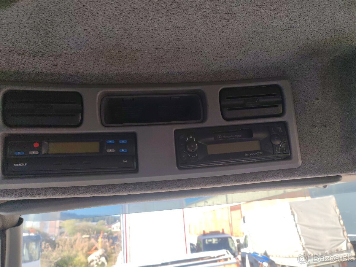 Hakovy nosic kontajnerov 4x4 MB AXOR 1833 - 9