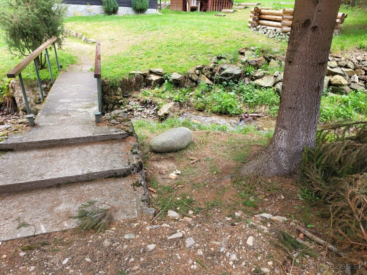 Nádherná novostavba chalupy - 9