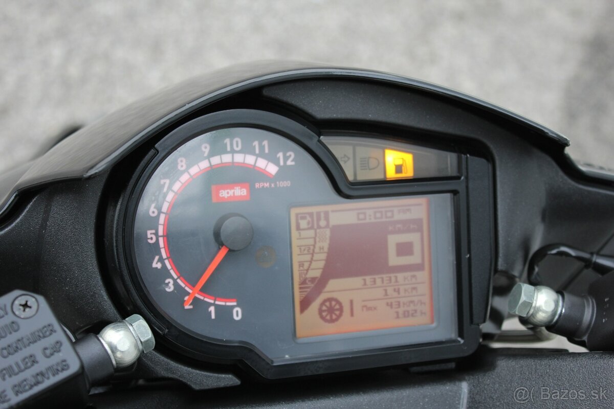 skúter aprilia SR50 2009 AM od 15 rokov ZIMNÁ CENA - 9