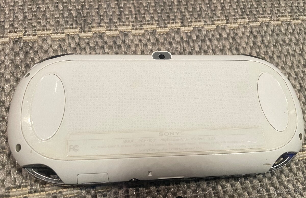 PS VITA PCH-1001 - OLED biela +4gb - 9