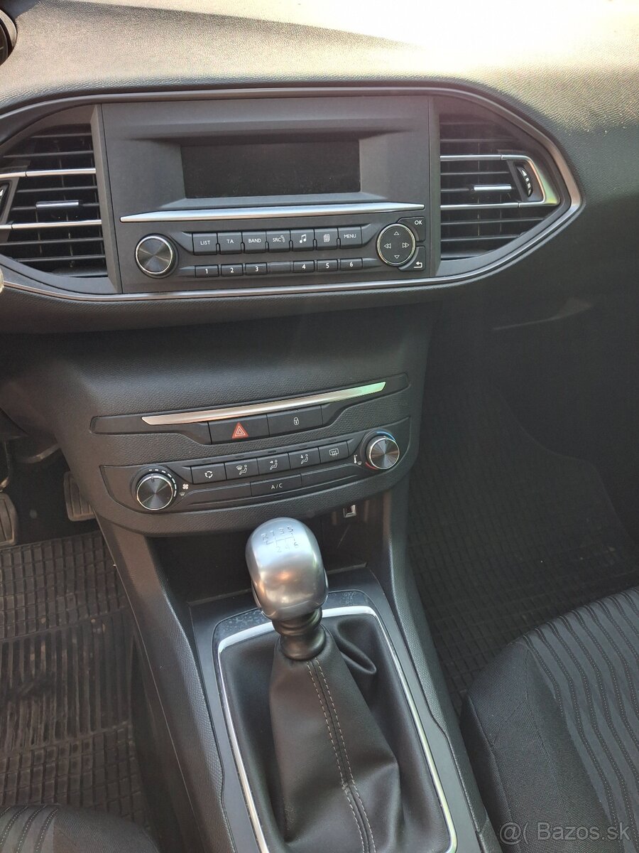 Peugeot 308 sw 1.5 75kw - 9