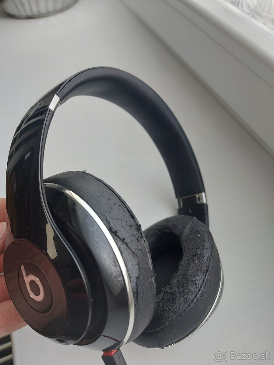 Beats by Dr. Dre Studio Wireless - 9