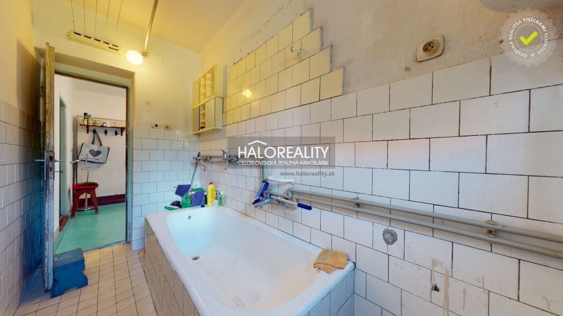 HALO reality - Predaj, rodinný dom Hnúšťa, Fučíkova - EXKLUZ - 9