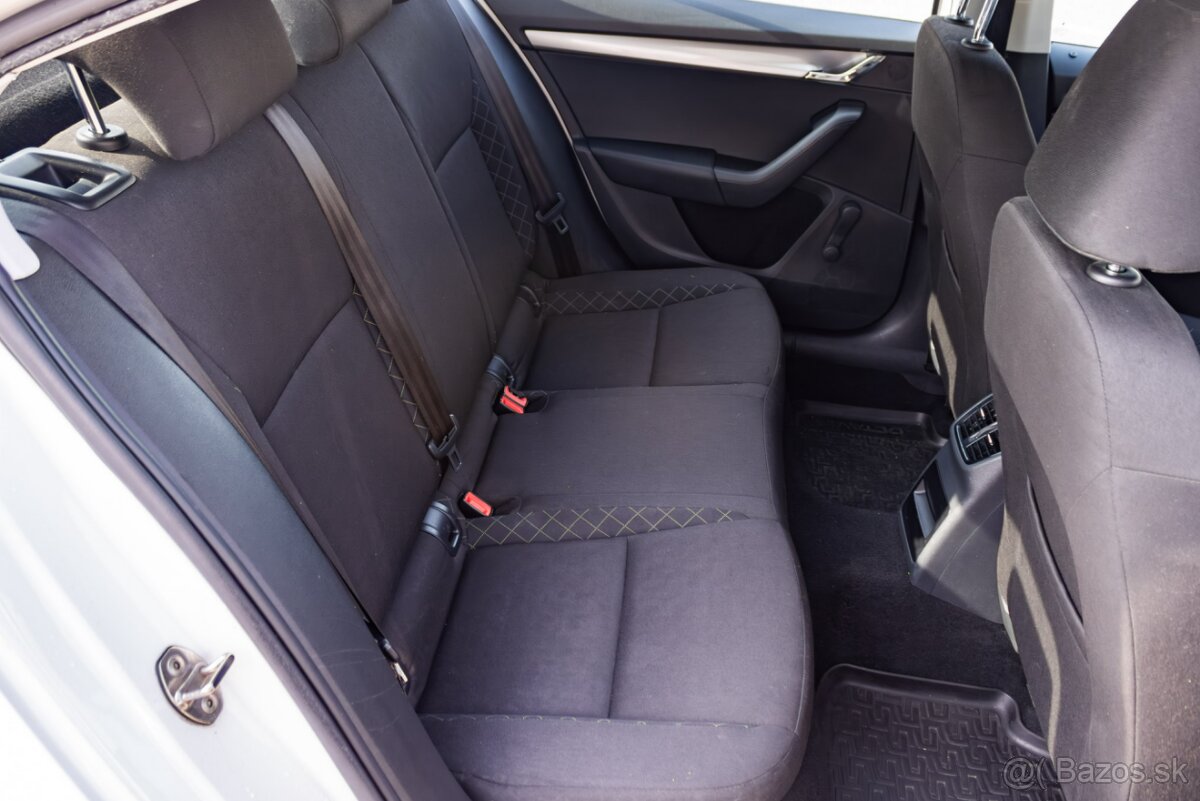 Škoda Octavia 1.6 TDI 85kW - 9