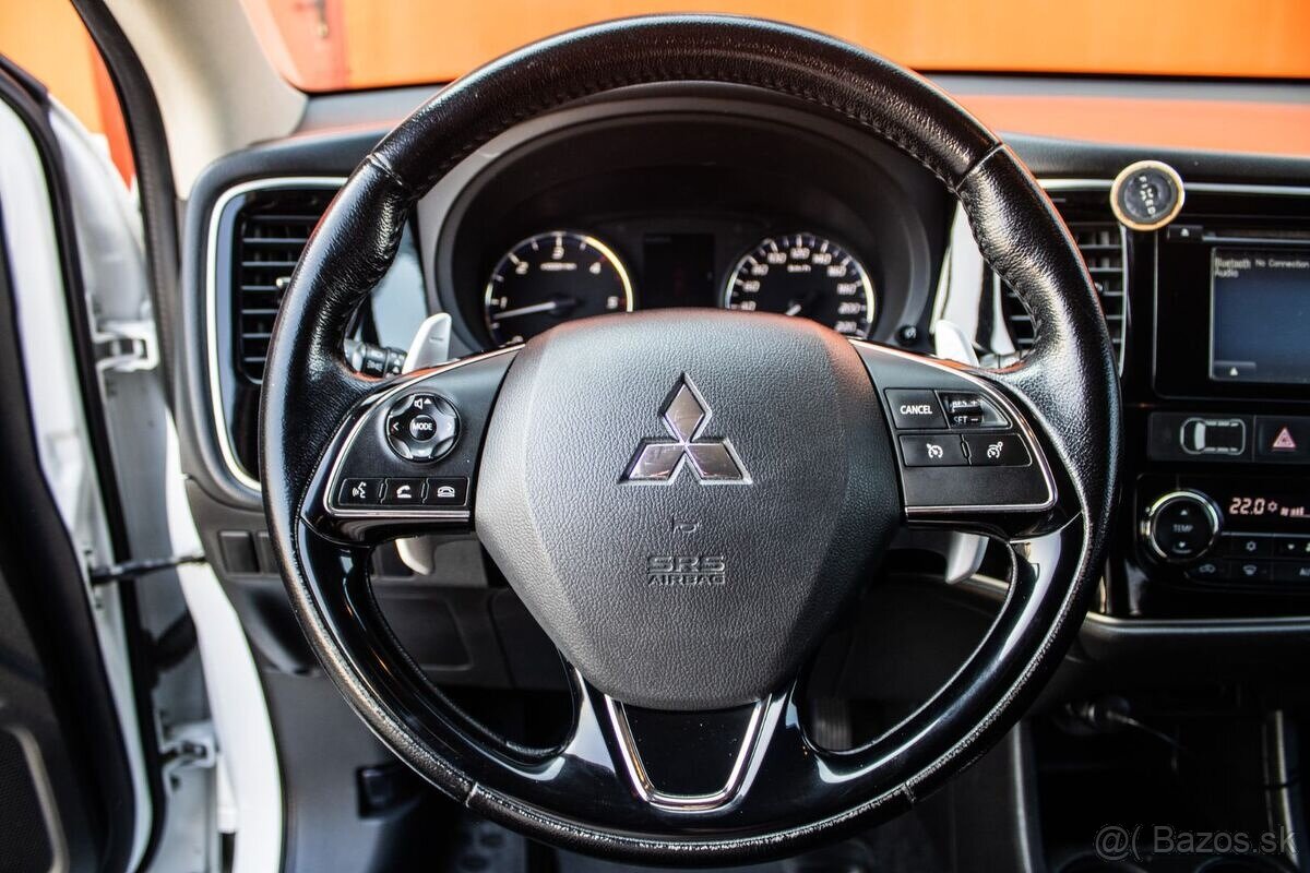 Mitsubishi Outlander 2.2 DI-D, 4X4, AT/6. 110kW - 9