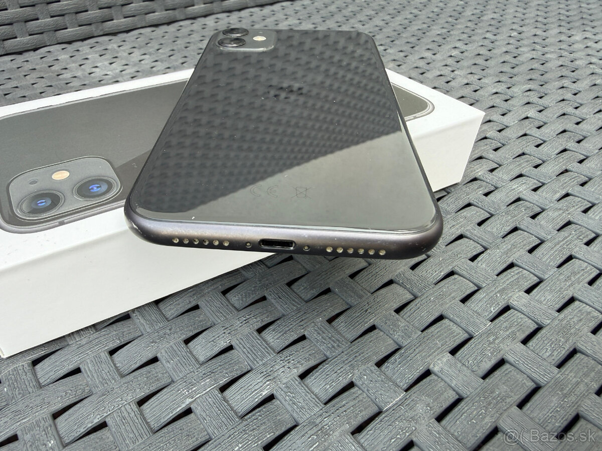 iPhone 11 - 9