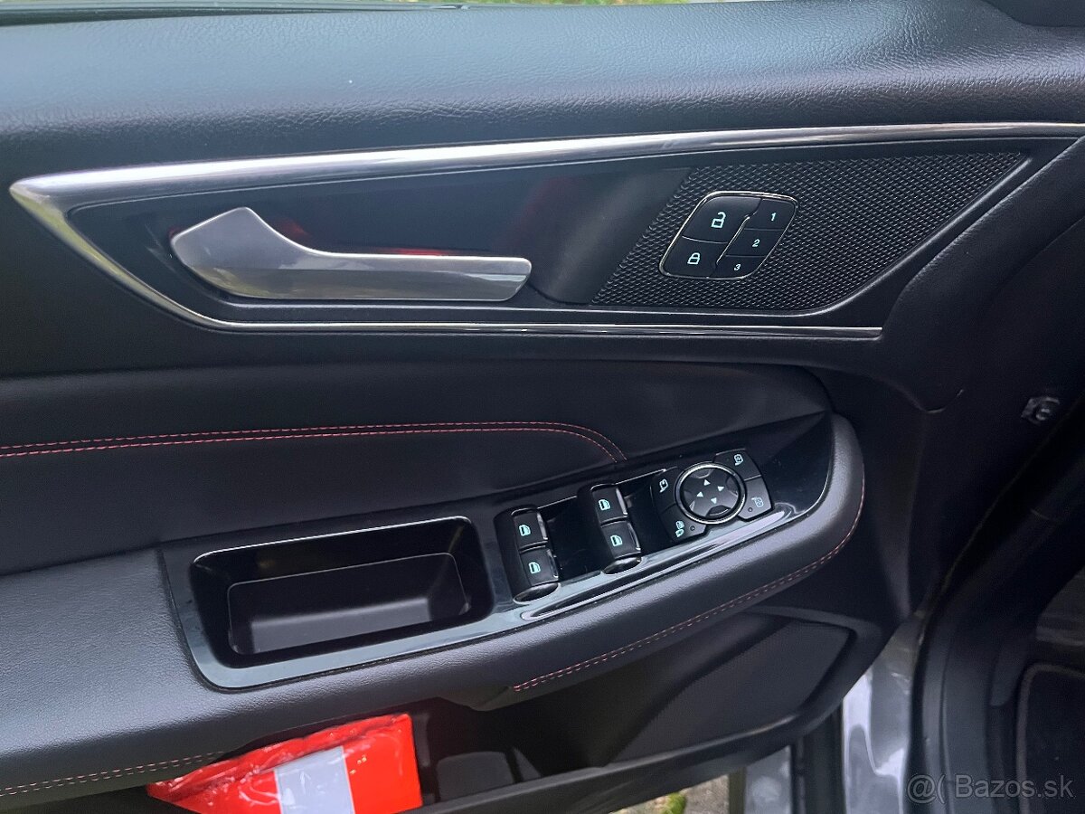 Predám Ford S-MAX ST-Line, 135000 km - 9