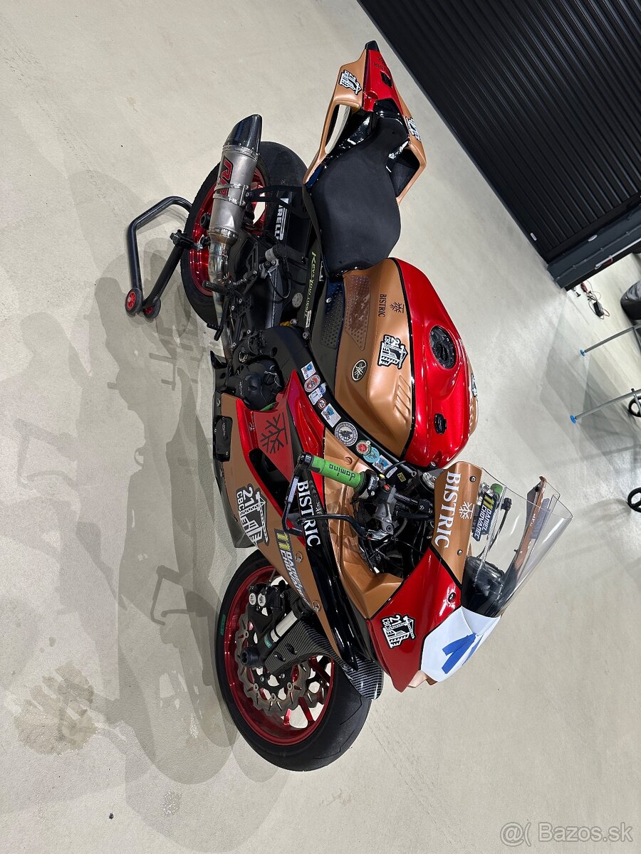 Okruhovka Yamaha R6 - 9