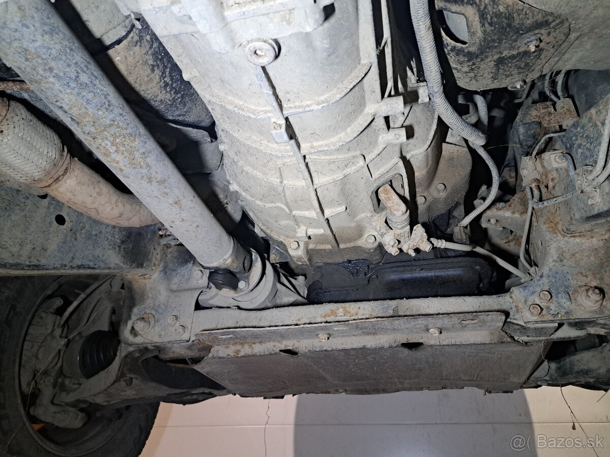 Nissan navara d40 - 9