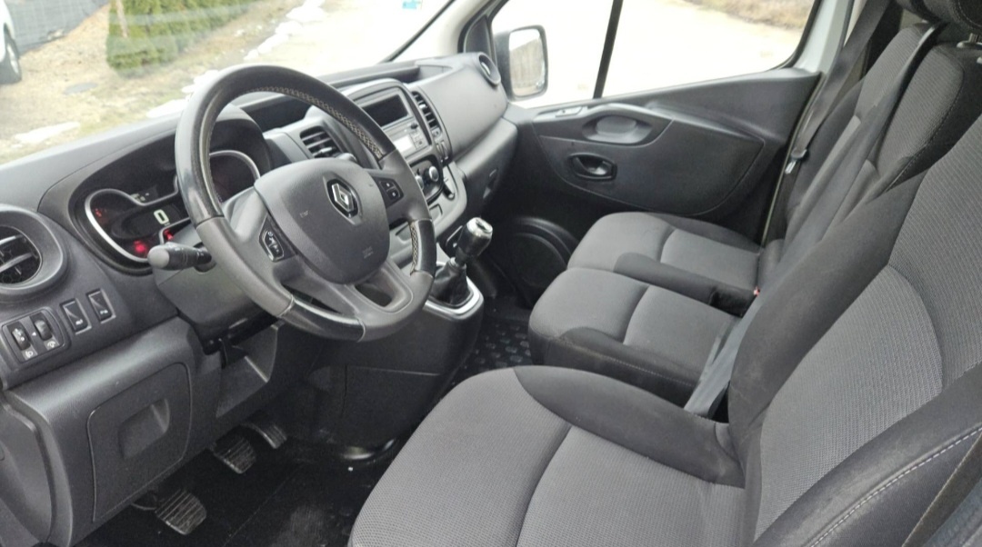 RENAULT TRAFIC - PREDAJ AJ NA SPLÁTKY - 9