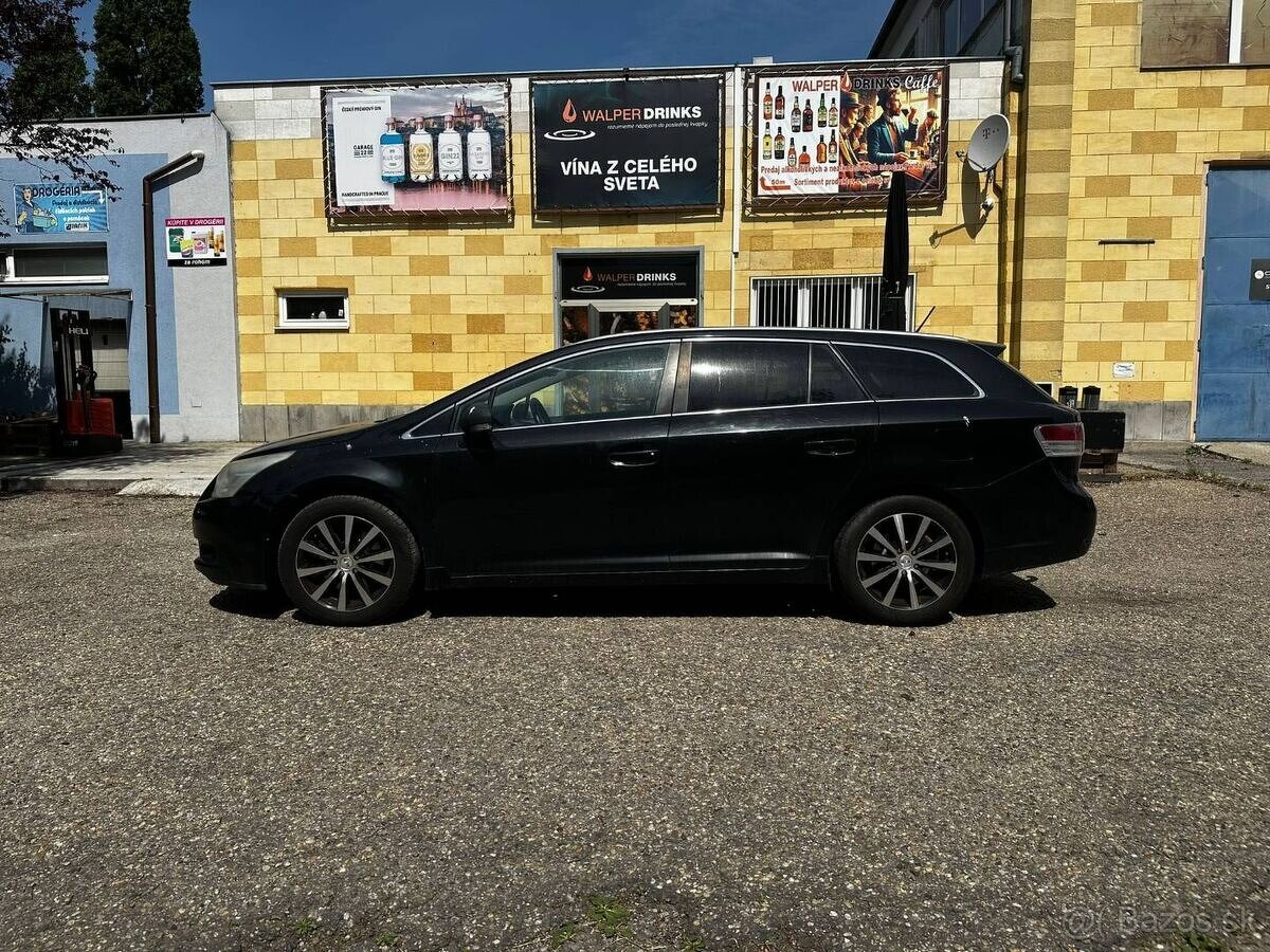 Toyota Avensis combi 2.2 D-4D Exclusive - 9