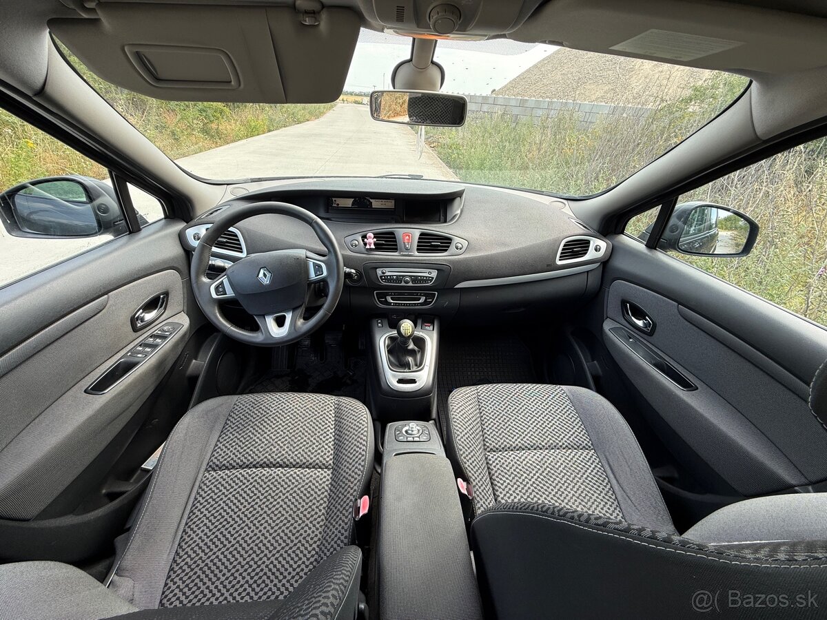 Renault Megane Scenic 1,5dci - 9