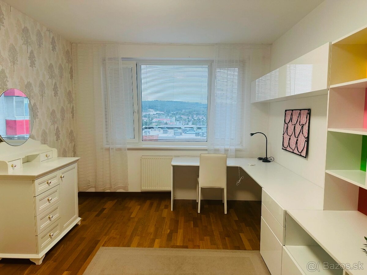 Stylovy 3-izbovy byt v Dubravke na prenajom - 9