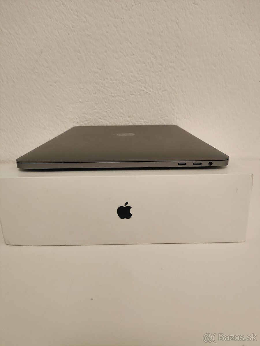 MacBook Pro 13 (2017, A1706) | Intel Core i5 2.3 GHz • 8 GB - 9