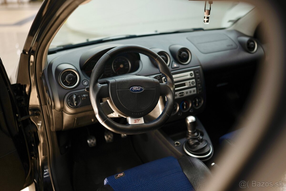 Ford Fiesta ST150 –110kw Recaro, po leštení, TOP stav - 9
