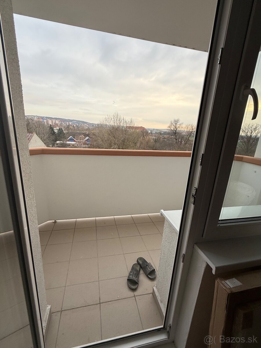Byt na prenájom - 9