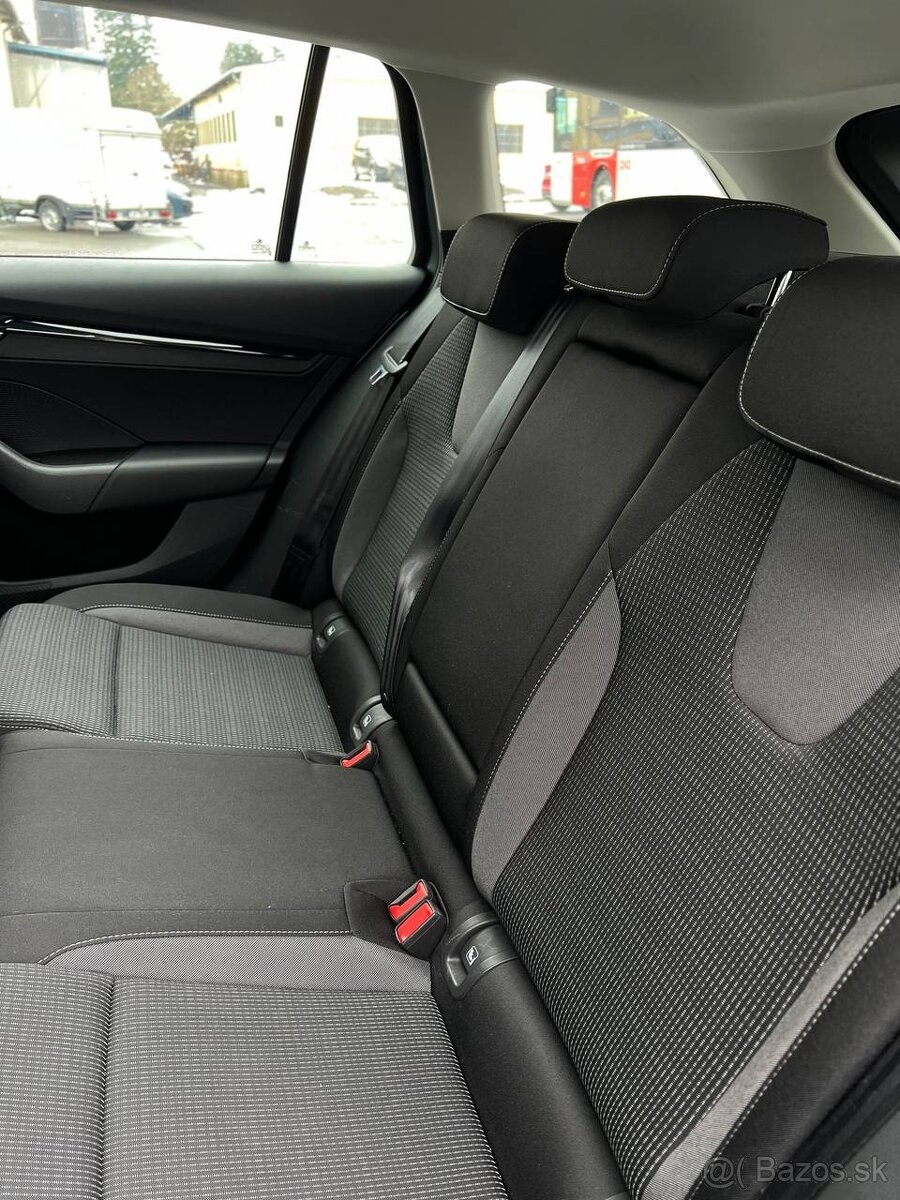 ŠKODA OCTAVIA COMBI 2.0 TDI 2021 85KW SERVISKA ODPOCET DPH - 9