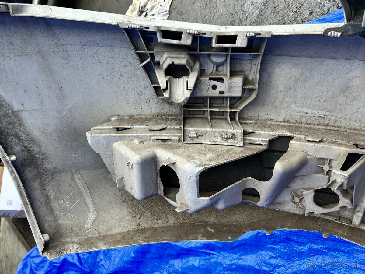 Přední nárazník škoda Octavia 3 - 9